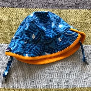 Patagonia toddler sun protection beach/pool hat